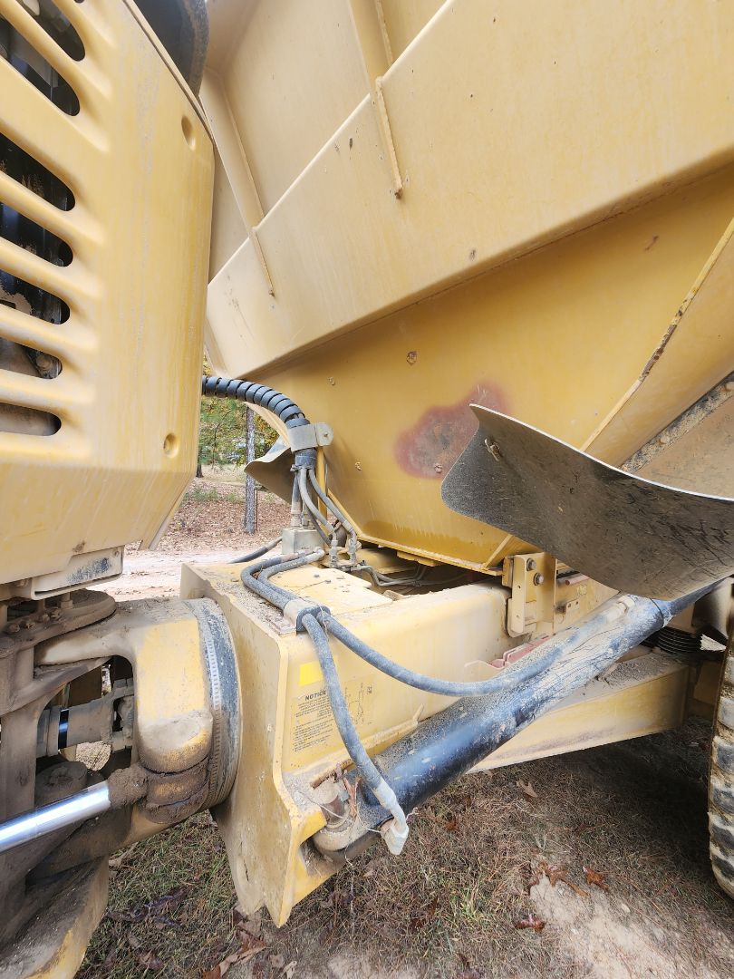 2012 CATERPILLAR 725 - Image 19